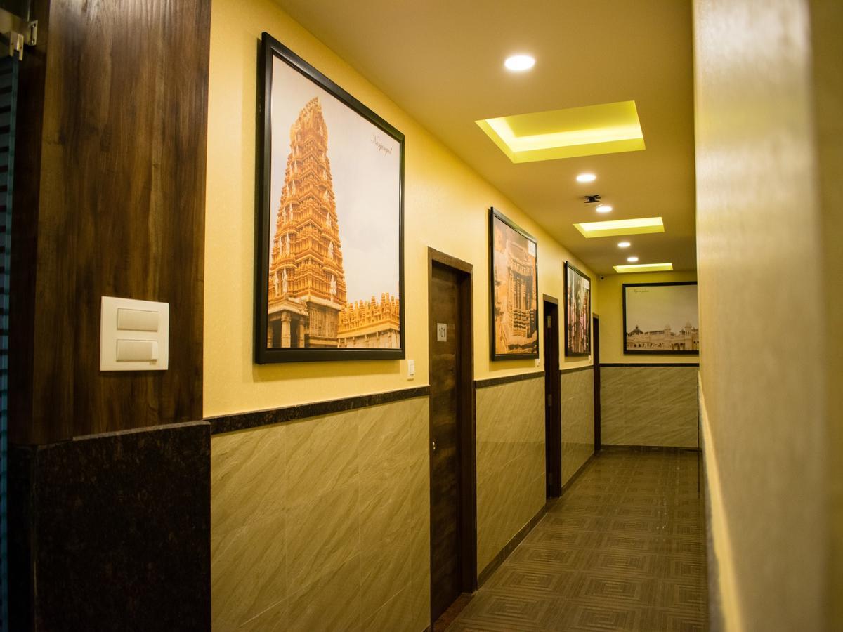 Hotel Mysore Republic מראה חיצוני תמונה