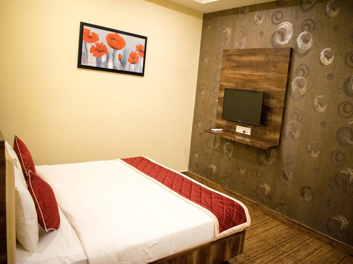Hotel Mysore Republic מראה חיצוני תמונה