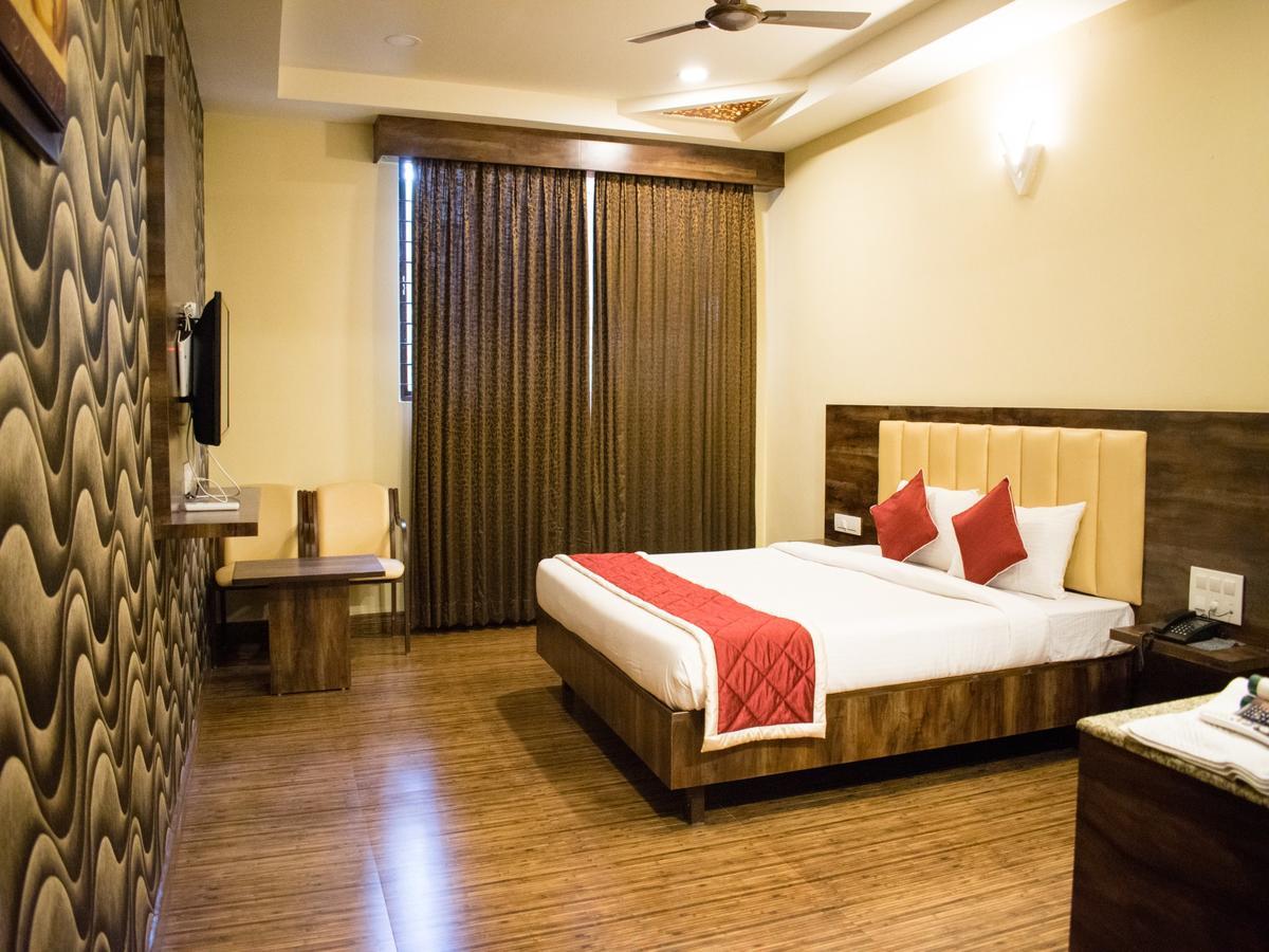 Hotel Mysore Republic מראה חיצוני תמונה